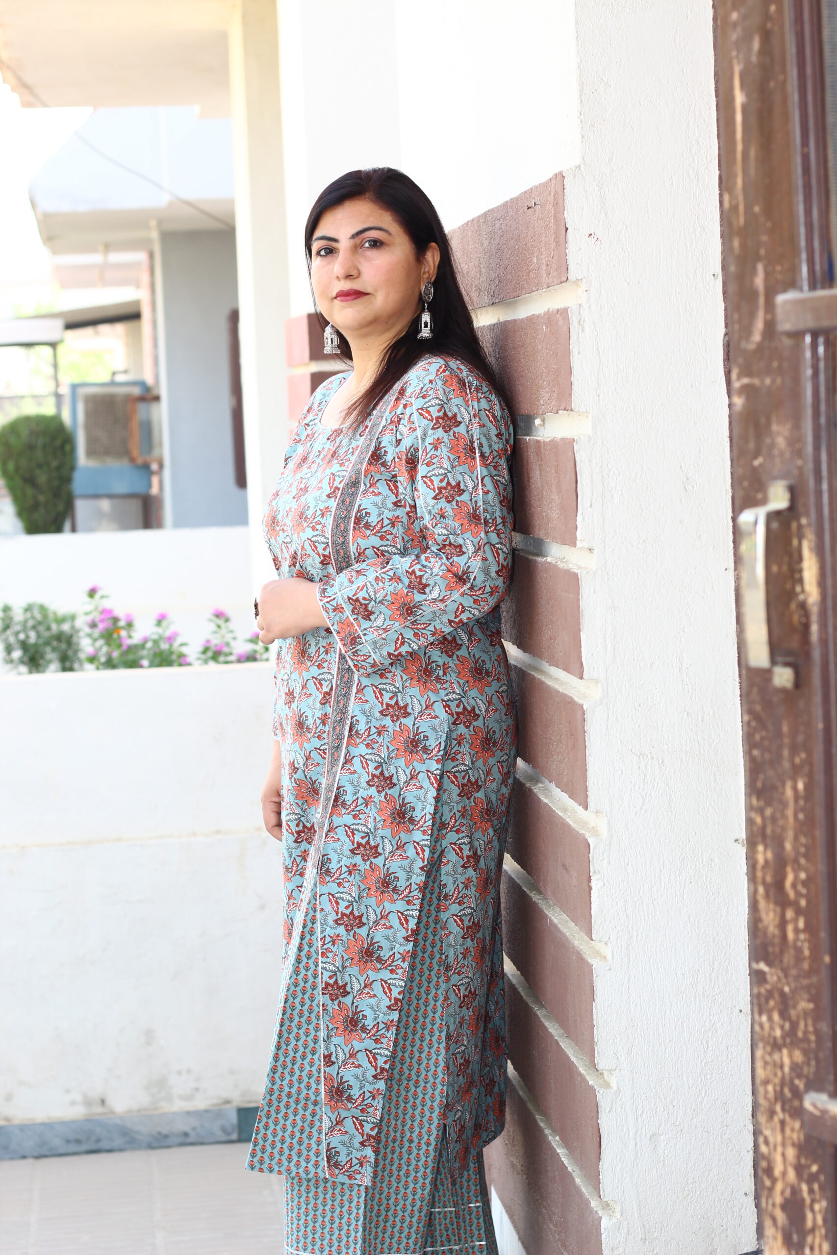Blue & White Floral Print Plus Size Ethnic Tunic with Palazzos