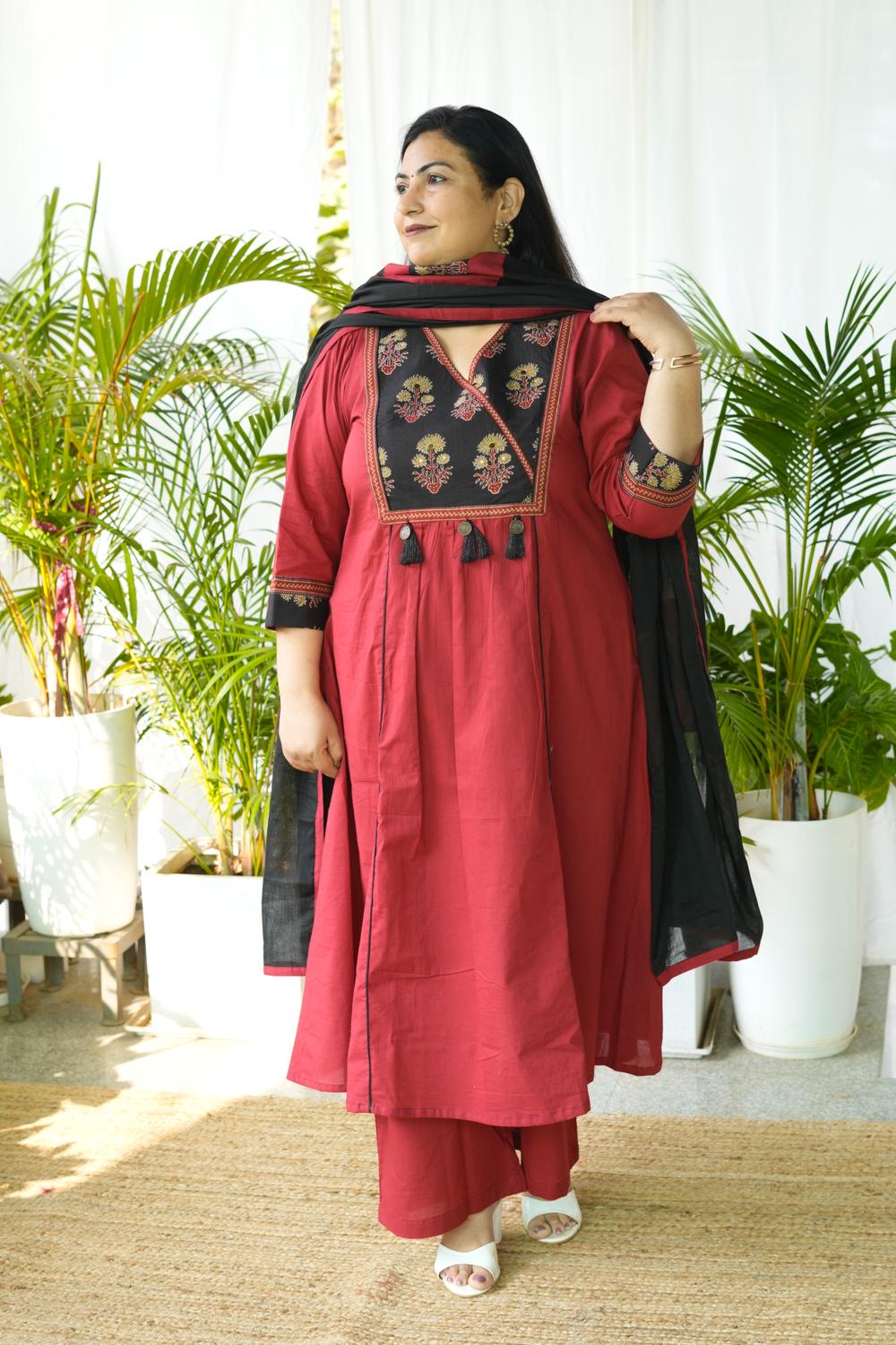 Maroon Black Butta Dupatta Set